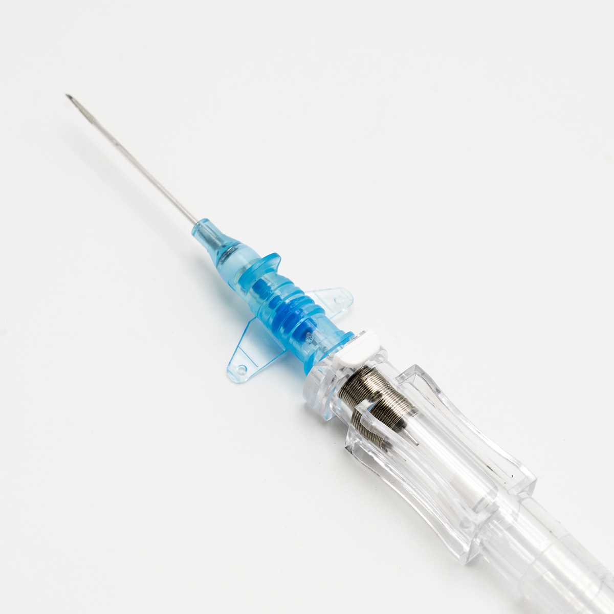 VenoFlow™ ABC AutoRetract™ safety IV cannula with Blood Control function